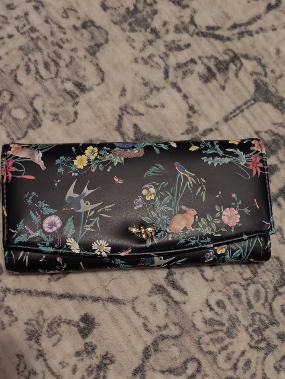 Fable England Running Bunny Wallet